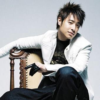 潘玮柏事业全面开花,跨界发展风头无两