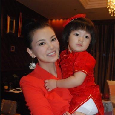 李湘最新图片报道与动态解析