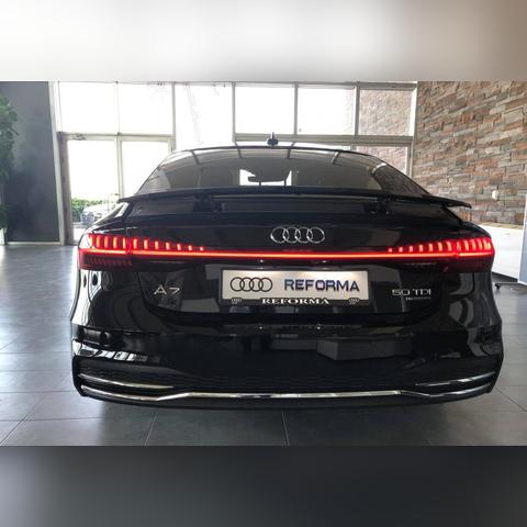 奥迪尾灯创新设计,引领未来照明趋势