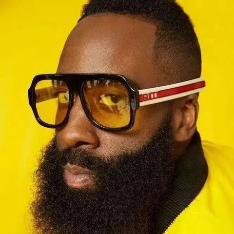 詹姆斯巨星风采最新壁纸