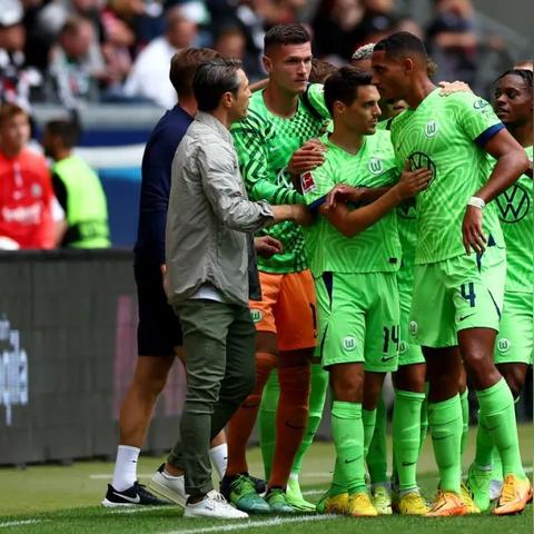 德甲最新赛事进展报告