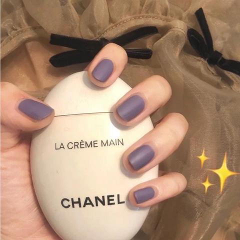 最新指甲图案流行趋势,展现个性风采的细节之美