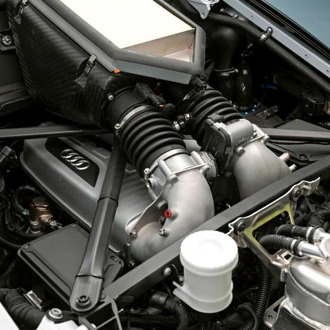 奥迪跑车,科技与速度的极致融合