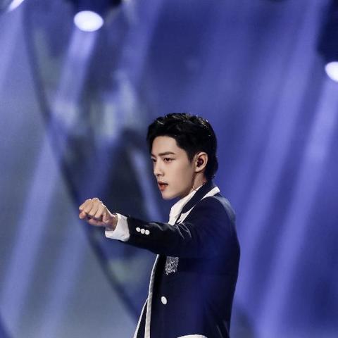 顶流巨星新电影项目启动,投资超XX亿,最新明星资讯