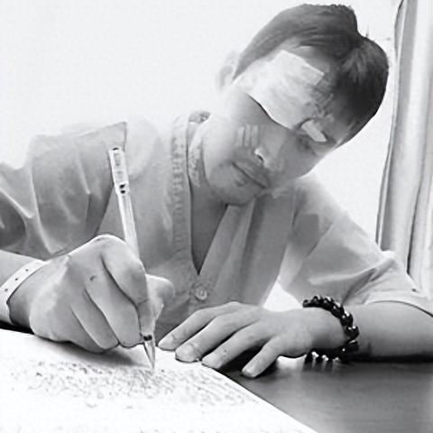 顶流巨星新电影项目启动,投资超XX亿,最新明星资讯