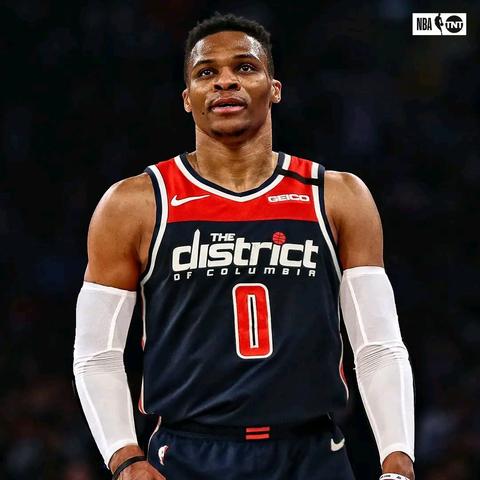 『笑破天际,2025年必看电影TOP 10排行榜』