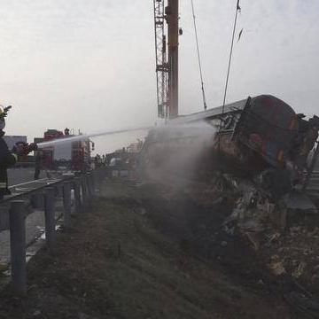 枣庄罐车爆炸事件最新进展报道