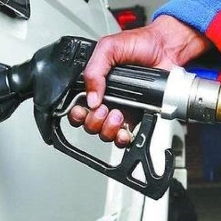 全球油价走势分析，最新新闻与预测